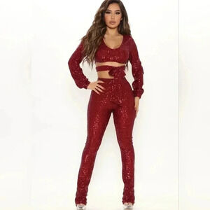 Fashion Nova Sequin Pant set. Size Medium